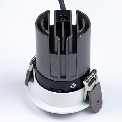 Точечный встраиваемый светильник Arte Lamp SCROLL A3311PL-1WH
